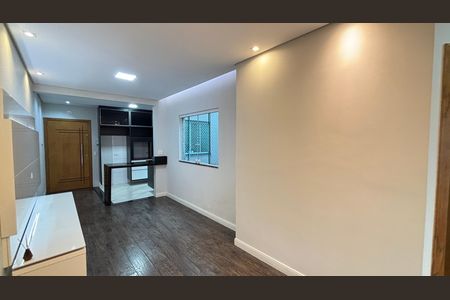 Apartamento para alugar com 110m², 2 quartos e 2 vagasSala