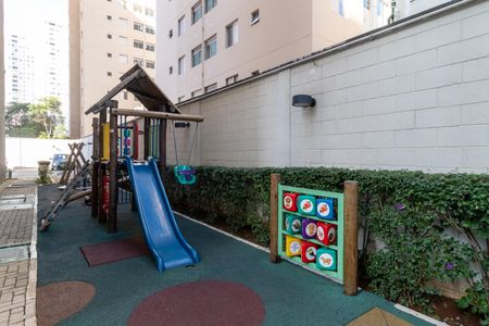 Apartamento para alugar com 43m², 2 quartos e sem vagaÁrea comum - Playground