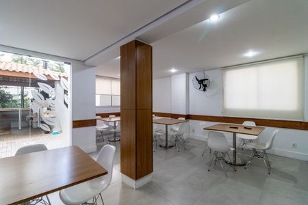 Apartamento para alugar com 43m², 2 quartos e sem vagaÁrea comum - Salão de festas