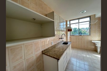 Apartamento à venda com 68m², 2 quartos e 1 vagaCozinha