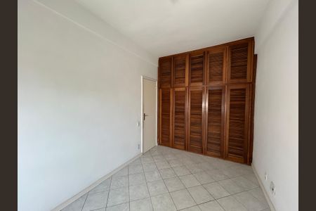 Apartamento à venda com 68m², 2 quartos e 1 vagaQuarto 2