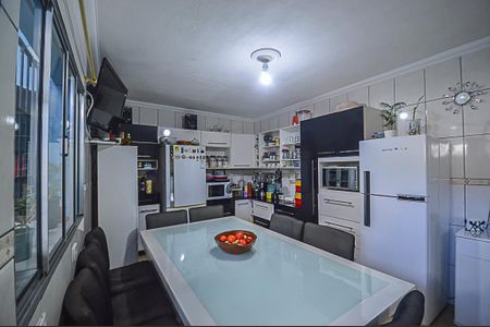 Casa à venda com 237m², 4 quartos e 4 vagasCozinha