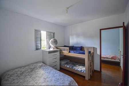 Casa à venda com 237m², 4 quartos e 4 vagasQuarto 2 - Suíte