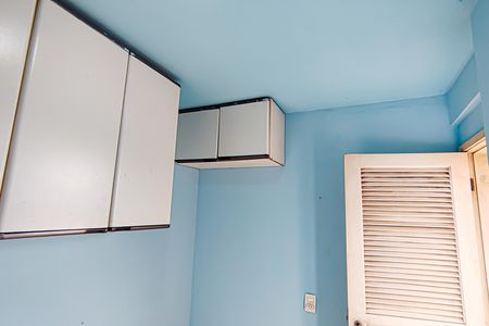 Apartamento à venda com 148m², 3 quartos e 2 vagas Apartamento à venda com 148m², 3 quartos e 2 vagasQuarto de Serviço