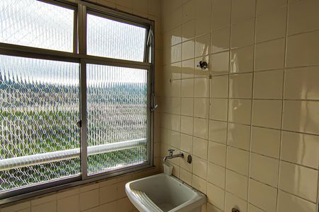 Apartamento à venda com 148m², 3 quartos e 2 vagas Apartamento à venda com 148m², 3 quartos e 2 vagasCozinha e Área de Serviço