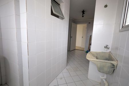Apartamento à venda com 71m², 3 quartos e 1 vagaÁrea de Serviço