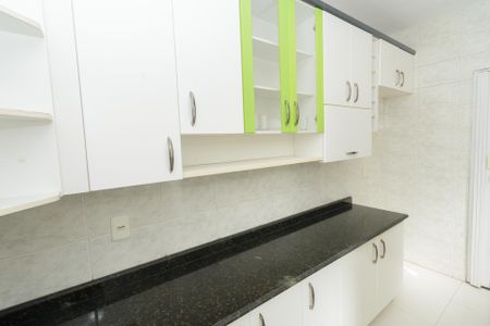 Apartamento para alugar com 61m², 2 quartos e 1 vaga Apartamento para alugar com 61m², 2 quartos e 1 vagaCozinha e Área de Serviço