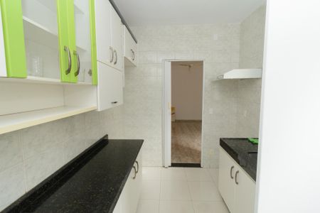 Apartamento para alugar com 61m², 2 quartos e 1 vaga Apartamento para alugar com 61m², 2 quartos e 1 vagaCozinha e Área de Serviço