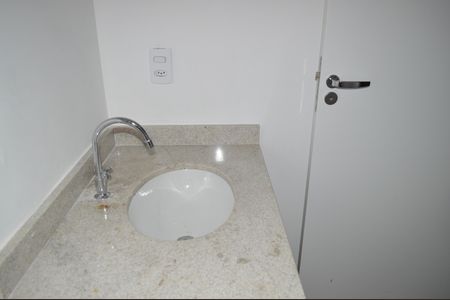 Apartamento à venda com 24m², 1 quarto e sem vagaBanheiro