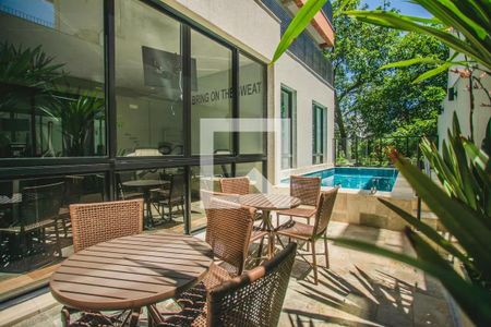 Studio à venda com 28m², 0 quarto e sem vaga Studio à venda com 28m², 0 quarto e sem vagaÁrea comum - Piscina