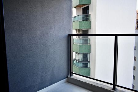 Studio à venda com 28m², 0 quarto e sem vaga Studio à venda com 28m², 0 quarto e sem vagaStudio