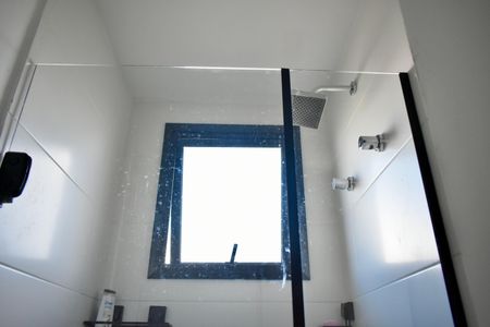 Studio à venda com 28m², 0 quarto e sem vaga Studio à venda com 28m², 0 quarto e sem vaga Banheiro