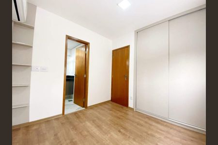 Apartamento à venda com 68m², 2 quartos e 2 vagas