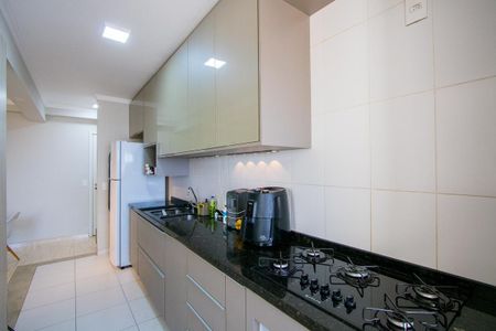 Apartamento à venda com 68m², 2 quartos e 1 vagaCozinha e Área de Serviço