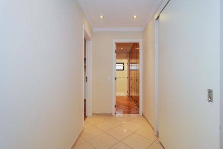 Apartamento à venda com 145m², 3 quartos e 2 vagas Apartamento à venda com 145m², 3 quartos e 2 vagasCorredor