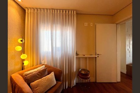 Apartamento à venda com 92m², 2 quartos e 2 vagasSuíte 2