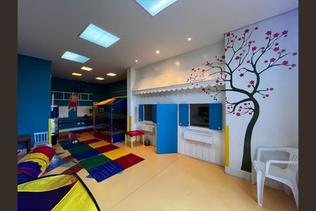 Apartamento à venda com 92m², 2 quartos e 2 vagasÁrea comum - Brinquedoteca