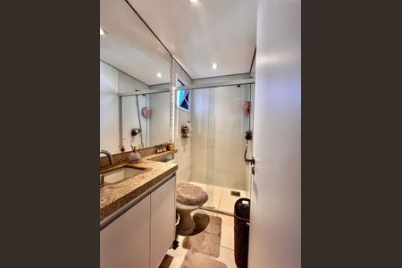 Apartamento à venda com 92m², 2 quartos e 2 vagasBanheiro Suíte 2