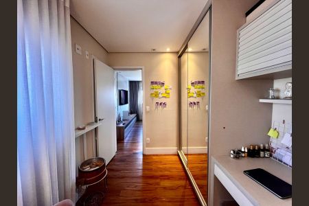 Apartamento à venda com 92m², 2 quartos e 2 vagasSuíte 2