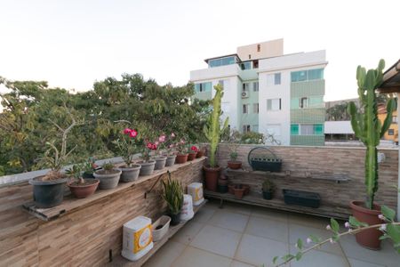 Apartamento à venda com 195m², 4 quartos e 2 vagasÁrea Externa