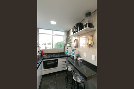 Apartamento à venda com 195m², 4 quartos e 2 vagasCozinha