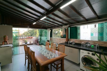 Apartamento à venda com 195m², 4 quartos e 2 vagasÁrea Gourmet