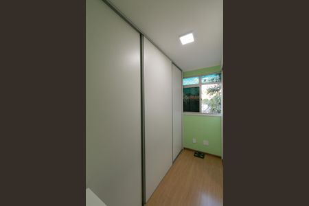 Apartamento à venda com 195m², 4 quartos e 2 vagasQuarto 2