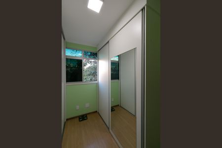 Apartamento à venda com 195m², 4 quartos e 2 vagasQuarto 2