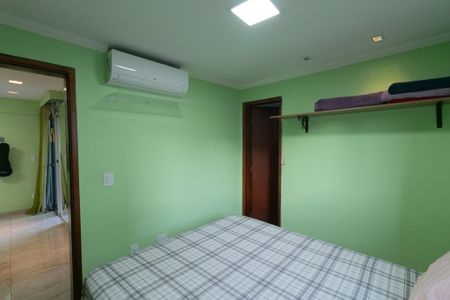 Apartamento à venda com 195m², 4 quartos e 2 vagasSuíte