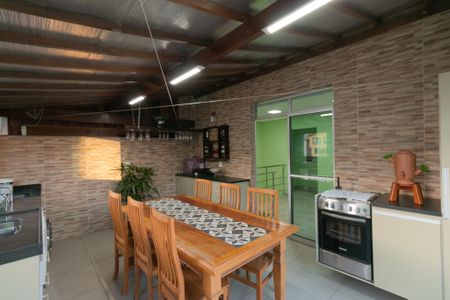 Apartamento à venda com 195m², 4 quartos e 2 vagasÁrea Gourmet