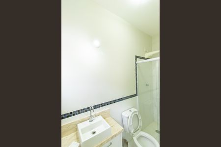 Casa de condomínio para alugar com 72m², 2 quartos e sem vaga Casa de condomínio para alugar com 72m², 2 quartos e sem vagaBanheiro da Suíte 1
