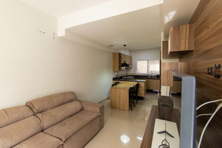 Casa de condomínio para alugar com 72m², 2 quartos e sem vaga Casa de condomínio para alugar com 72m², 2 quartos e sem vagaSala