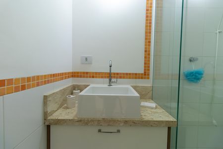 Casa de condomínio para alugar com 72m², 2 quartos e sem vaga Casa de condomínio para alugar com 72m², 2 quartos e sem vagaBanheiro da Suíte 2