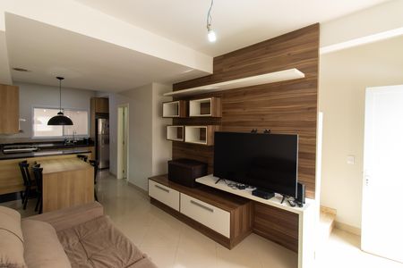 Casa de condomínio para alugar com 72m², 2 quartos e sem vaga Casa de condomínio para alugar com 72m², 2 quartos e sem vagaSala