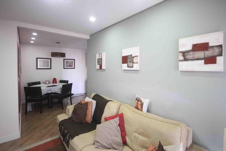 Apartamento à venda com 71m², 3 quartos e 2 vagasSala