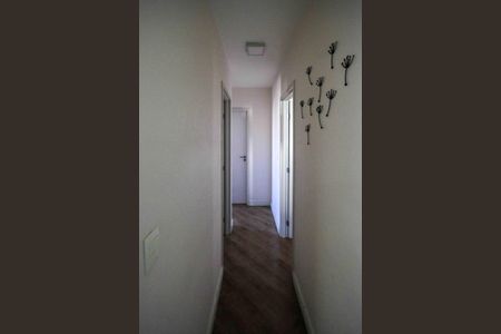 Apartamento à venda com 71m², 3 quartos e 2 vagasCorredor