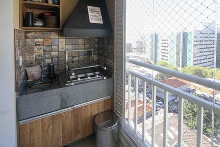 Apartamento à venda com 71m², 3 quartos e 2 vagasVaranda