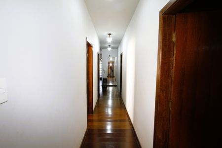 Apartamento para alugar com 640m², 7 quartos e 5 vagasCorredor