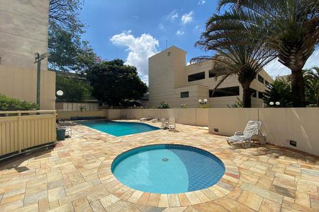 Apartamento à venda com 64m², 3 quartos e 1 vaga Apartamento à venda com 64m², 3 quartos e 1 vagaÁrea comum - Piscina