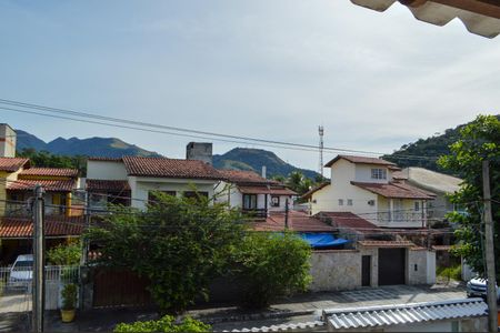 Casa de condomínio à venda com 225m², 3 quartos e 6 vagasVista da Varanda 