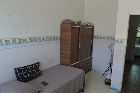 Casa de condomínio à venda com 225m², 3 quartos e 6 vagasQuarto 1