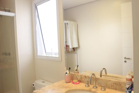 Apartamento à venda com 169m², 3 quartos e 3 vagasBanheiro da 1º Suíte