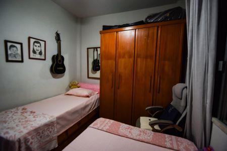 Apartamento à venda com 82m², 3 quartos e 1 vagaQuarto 2