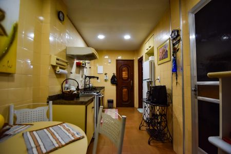 Apartamento à venda com 82m², 3 quartos e 1 vagaCozinha