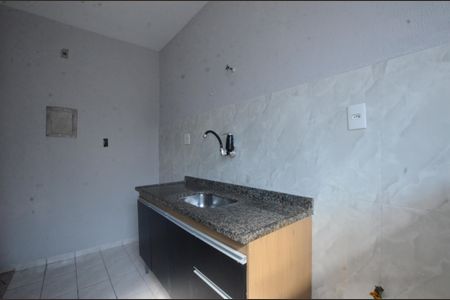Apartamento para alugar com 44m², 2 quartos e 1 vagaCozimha e Área de Serviço