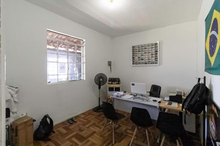 Casa à venda com 360m², 1 quarto e 10 vagas Casa à venda com 360m², 1 quarto e 10 vagasQuarto