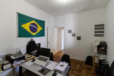 Casa à venda com 360m², 1 quarto e 10 vagas Casa à venda com 360m², 1 quarto e 10 vagasQuarto