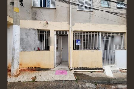 Casa para alugar com 60m², 1 quarto e sem vaga Casa para alugar com 60m², 1 quarto e sem vagaFachada