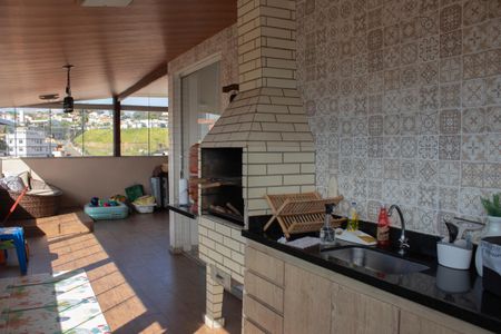 Apartamento à venda com 150m², 3 quartos e 3 vagasCobertura