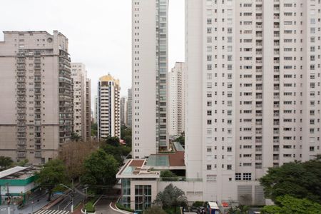 Apartamento à venda com 244m², 4 quartos e 3 vagas Apartamento à venda com 244m², 4 quartos e 3 vagasVista Sacada da Sala